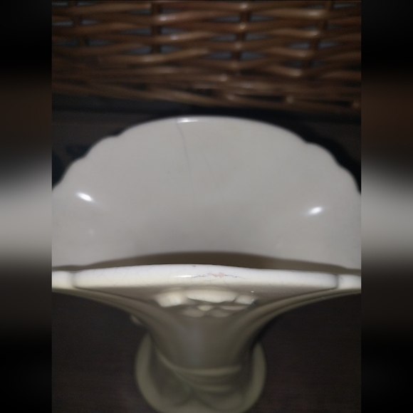 Weller Yellow Ceramic Vase - Picture 5 of 8